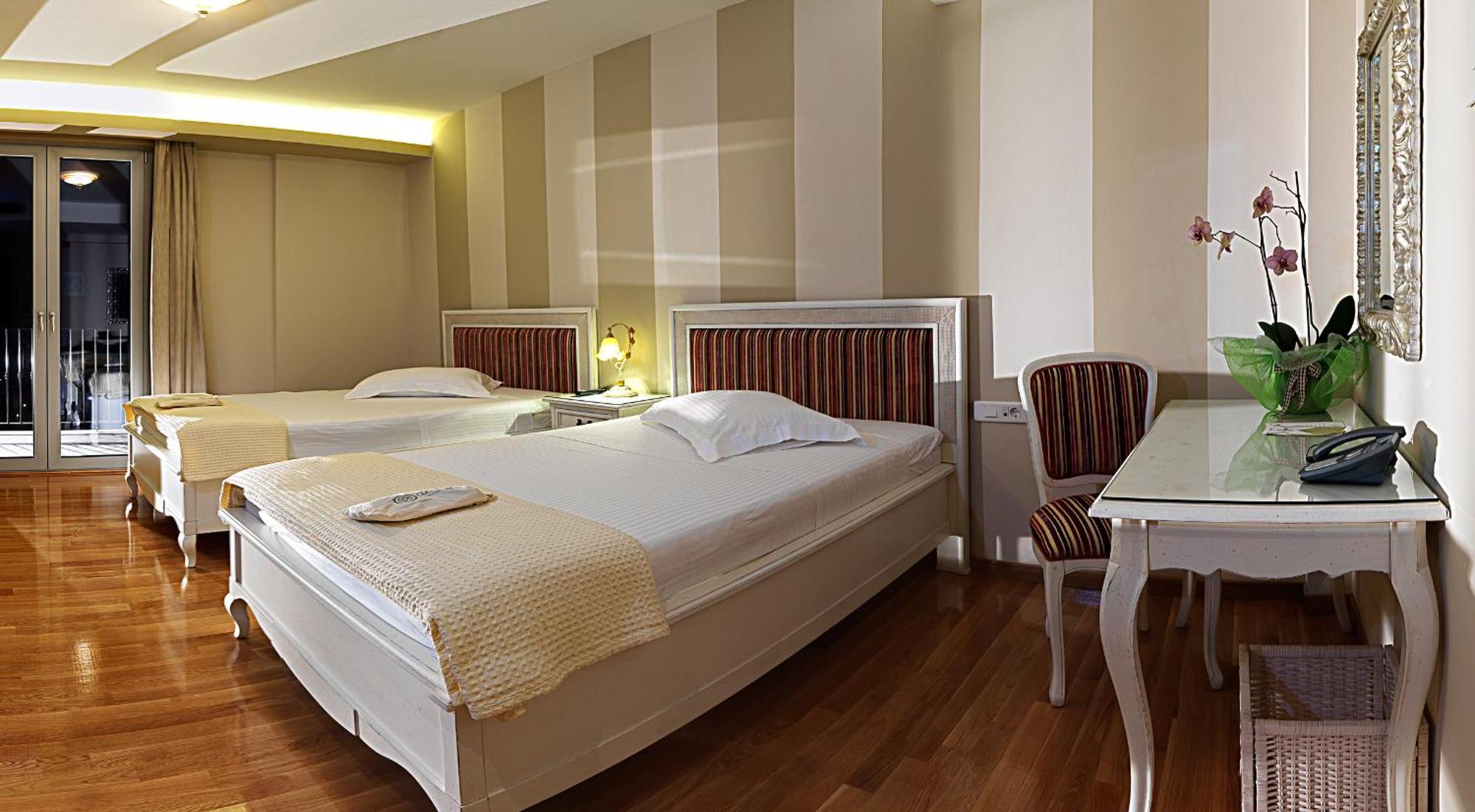 Hondos Classic Hotel & Spa Nestani Cameră foto